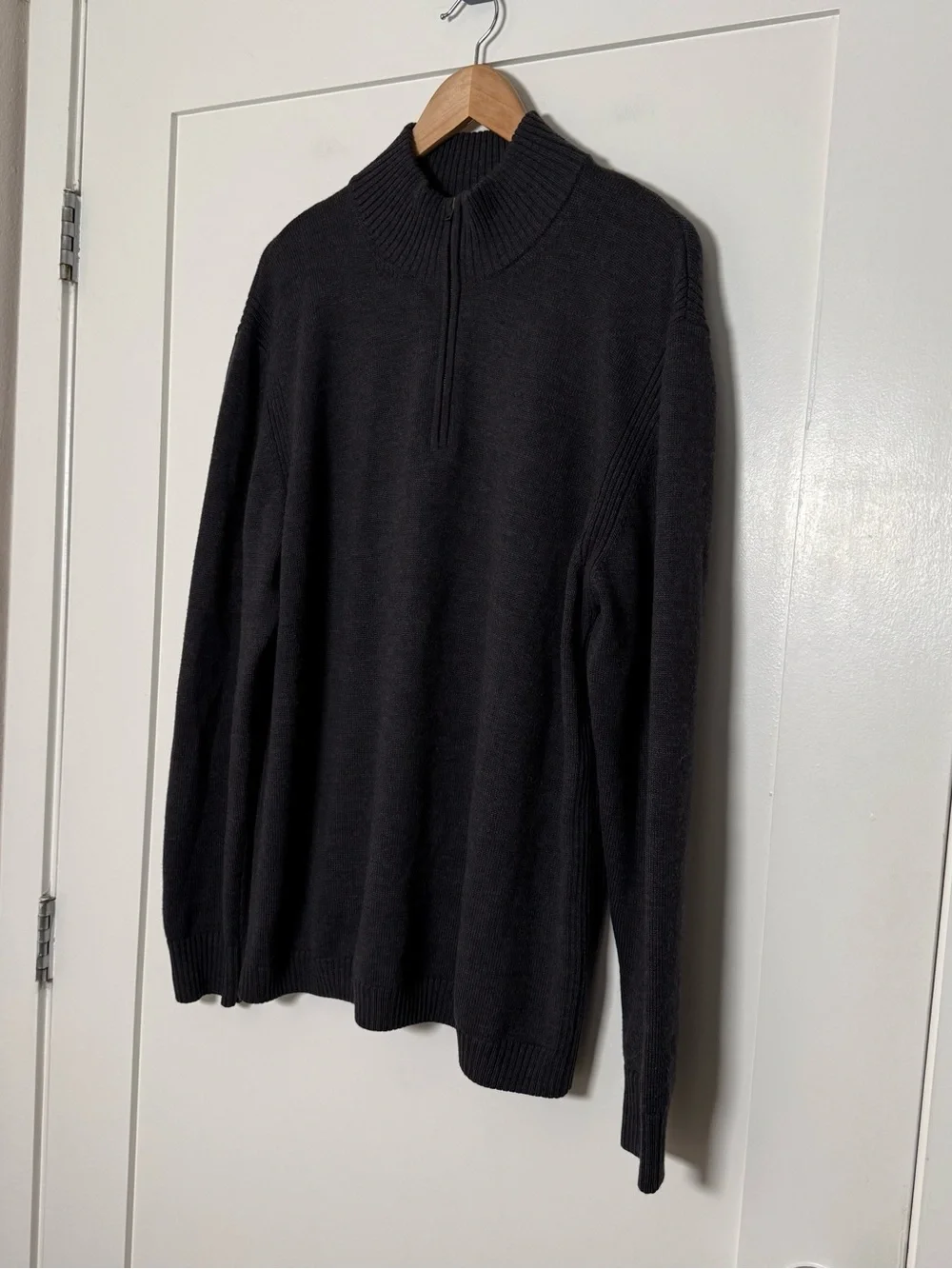 Faconnable Sweater Mens Sz XL Charcoal 1/4 Zip Mock Neck 100% Merino Wool Preppy